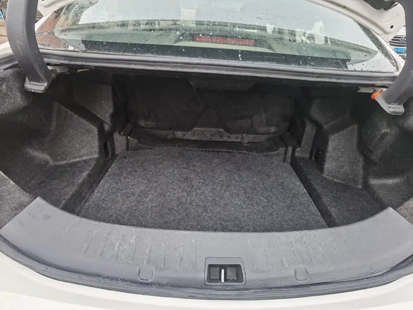 BYD Qin New Energy 2017 1.5T Premium Model фото 11