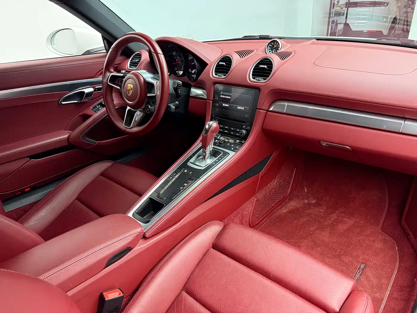Porsche 718 2022 Cayman 2.0T фото 15