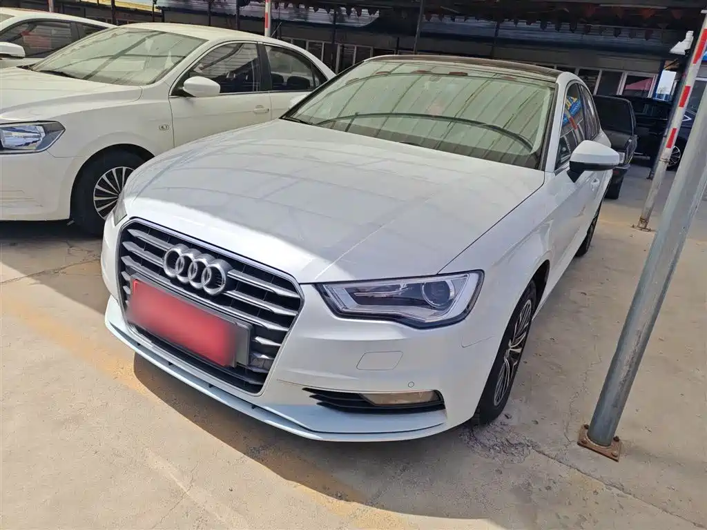 Audi A3 2016 Limousine 35 TFSI Leadership