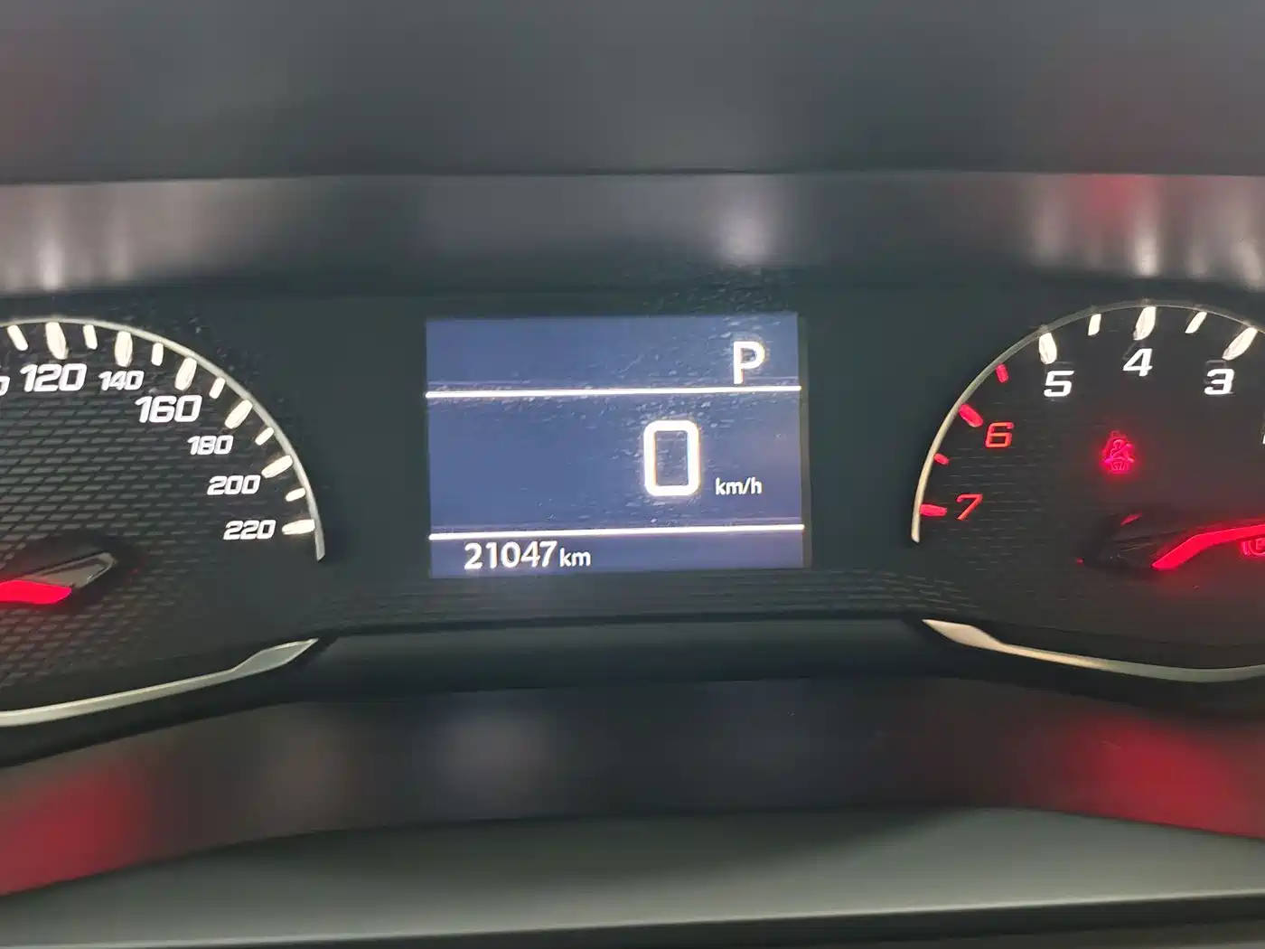 Peugeot 2008 2022 230THP THE ONE фото 14