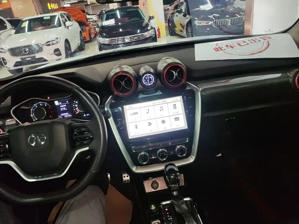 BAIC ORV Beijing Offroad BJ20 2017 2016 1.5T CVT Luxury