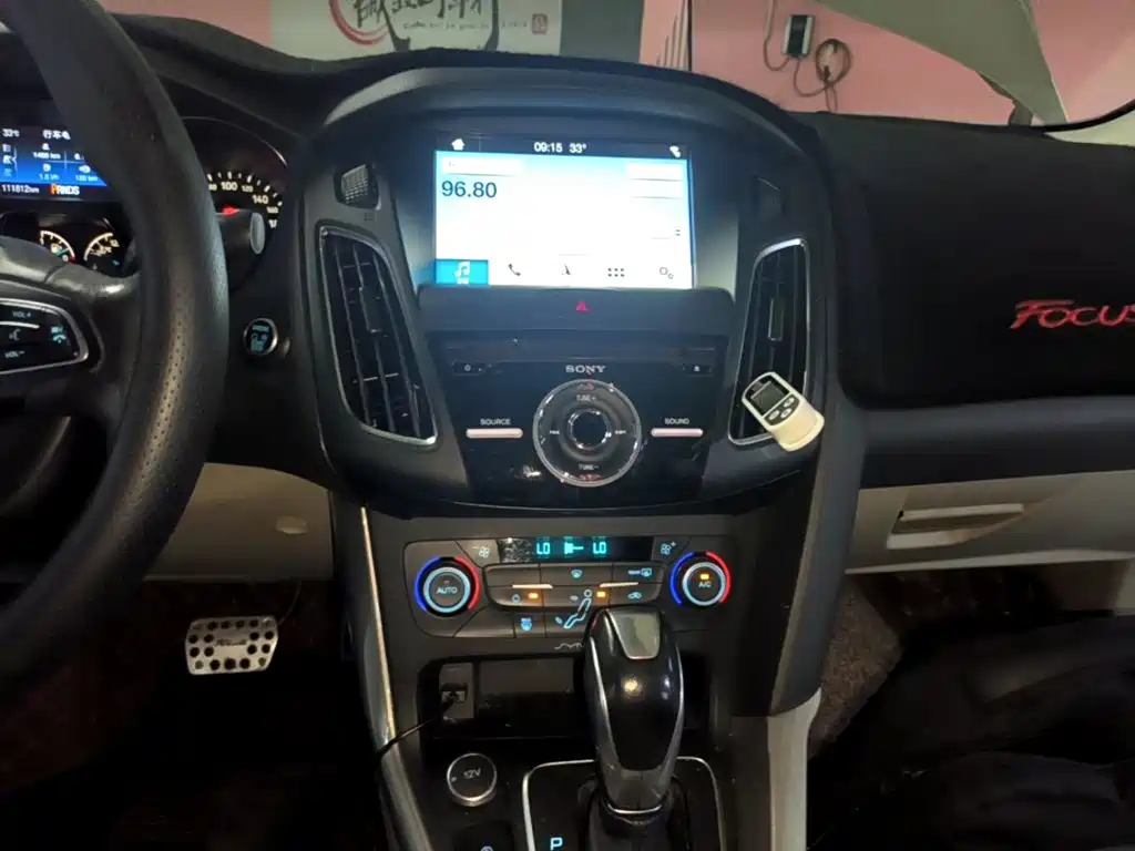 Фото 9 - Ford Focus