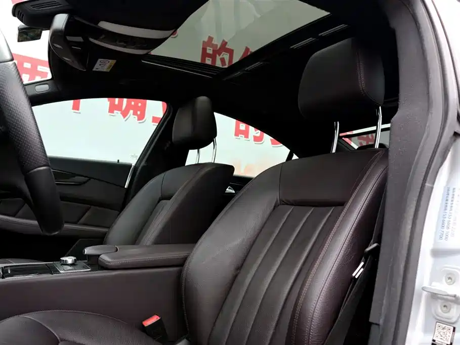 Mercedes-Benz CLS 2012 CLS 300 CGI фото 15