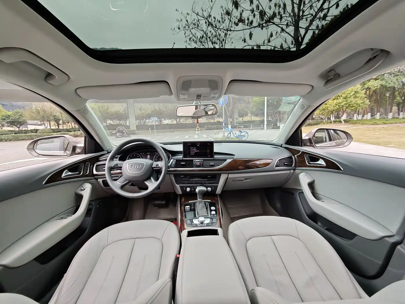 Audi A6L 2014 30 FSI Comfort фото 15