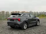 Фото 4 - Lynk & Co 01