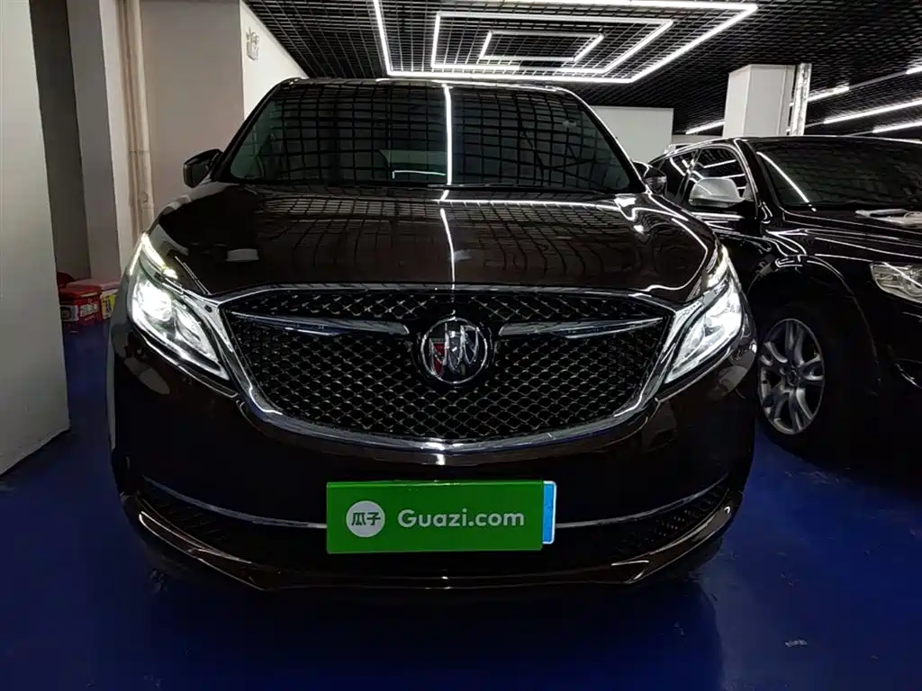 Buick GL8 2018 ES 28T Comfort Type China VI фото 3