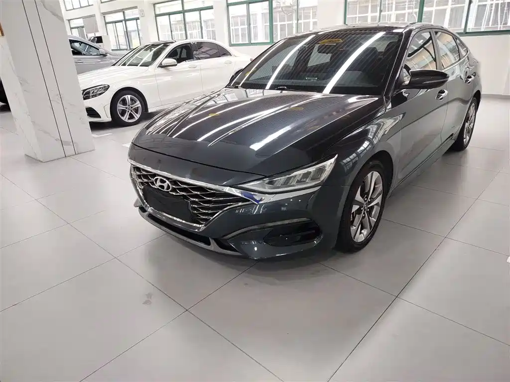 Hyundai Fista 2019 280TGDi Sport Edition China VI фото 18