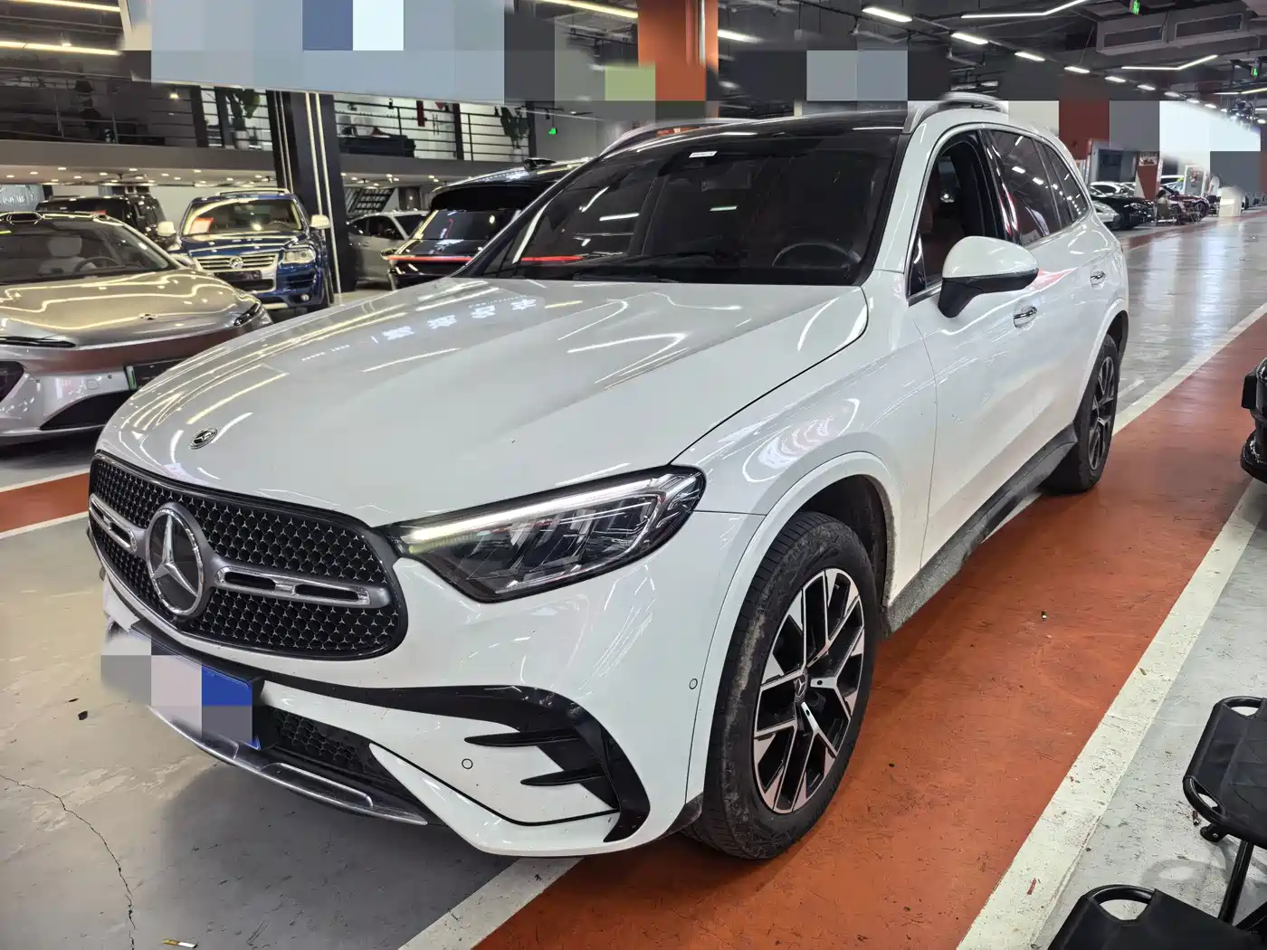 Фото 1 - Mercedes-Benz GLC