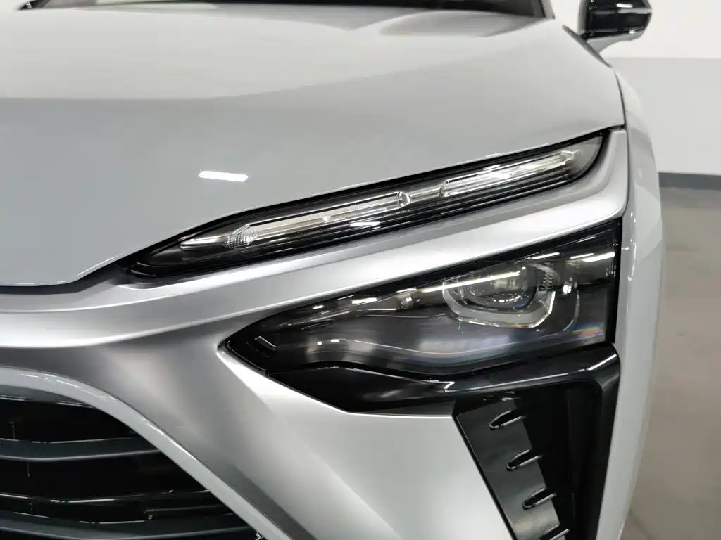 NIO ES8 2021 2020 415KM 6-Seater