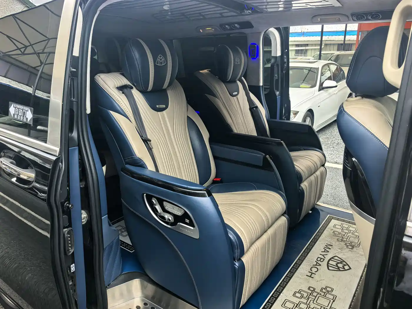 Mercedes-Benz Vito 2021 2.0T Business Edition 7-seater фото 14