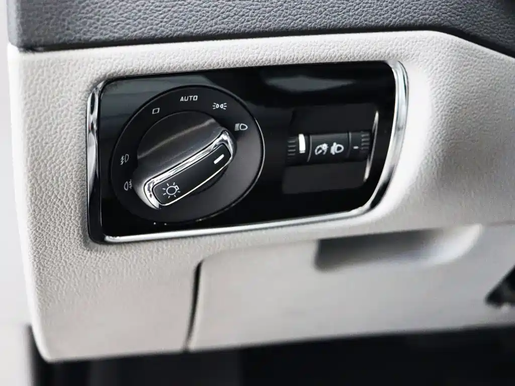 Škoda Superb 2014 2013 1.8TSI Automatic Elite Edition