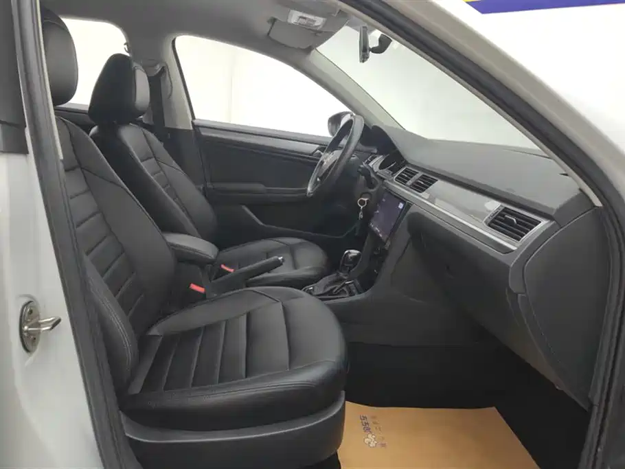 Volkswagen Bora 2019 Bora Legend 1.5L Automatic Fashion China VI фото 8