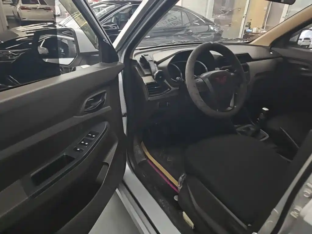 Wuling Motors Wuling Hongguang 2023 2021 1.5L Facelift S Standard Hydraulic Power Steering LAR
