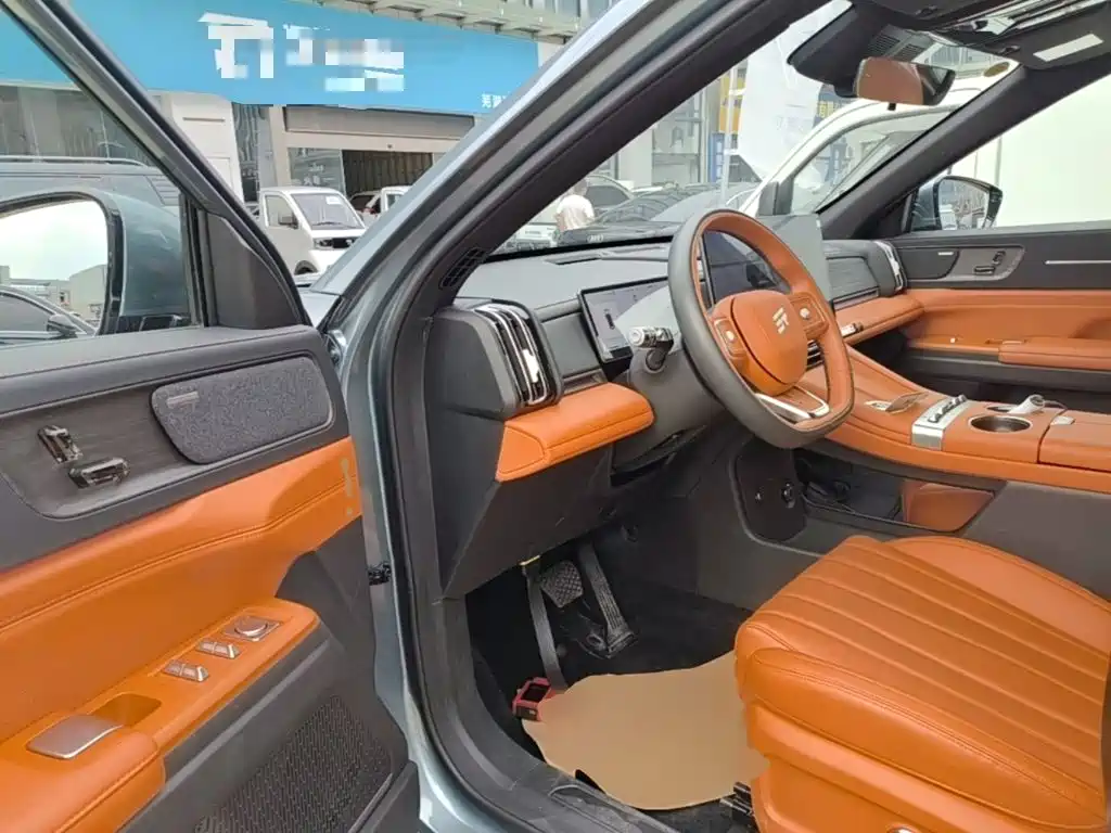 Jetour X70L 2026 2025 2.0T Automatic Flagship 7-Seater