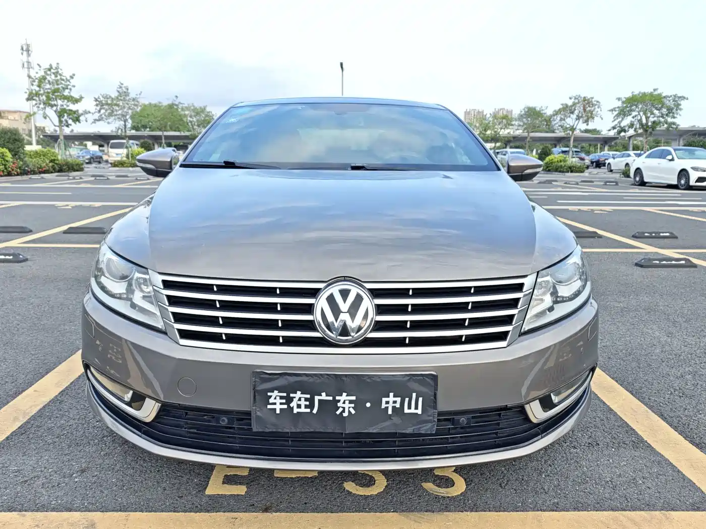 Volkswagen FAW-Volkswagen CC 2015 1.8TSI Luxury фото 2