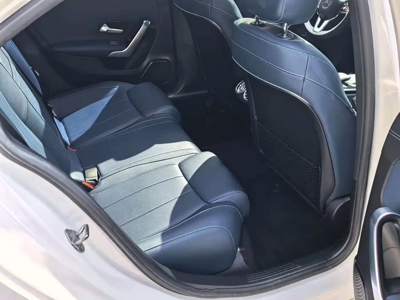Mercedes-Benz A-Class 2021 A 200 L Sport Sedan Fashion Edition фото 7