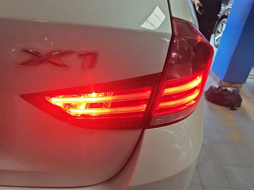 BMW X1 2015 Model sDrive18i Leading Advanced Edition фото 8