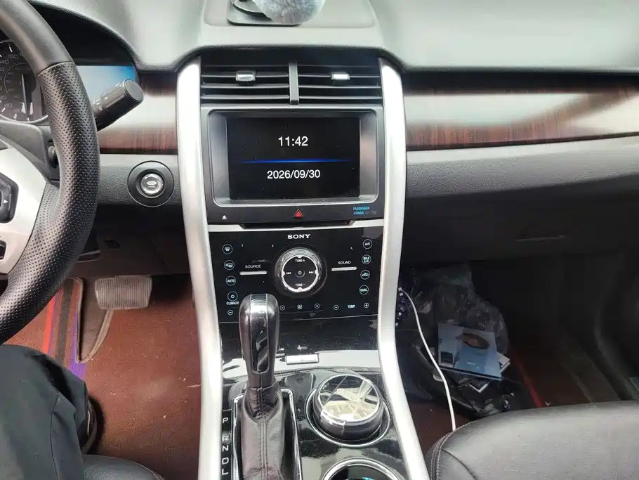 Ford Edge (Import) 2014 2012 2.0T Prestige