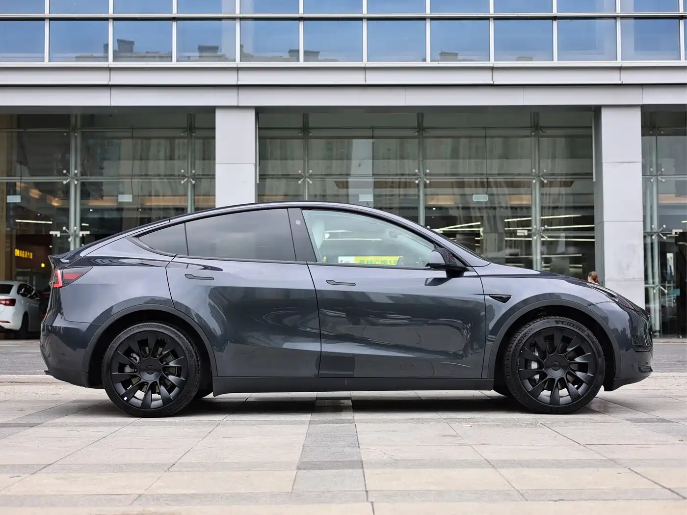 Фото 7 - Tesla Model Y