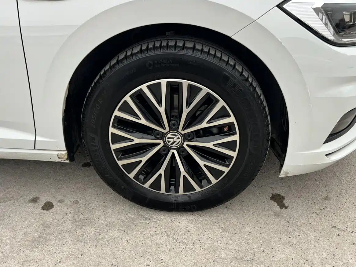 Volkswagen Sagitar 2021 200TSI DSG Fashion Smart Connect Edition фото 14