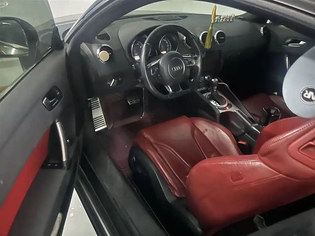 Audi TT 2013 TT Coupe 45 TFSI фото 3