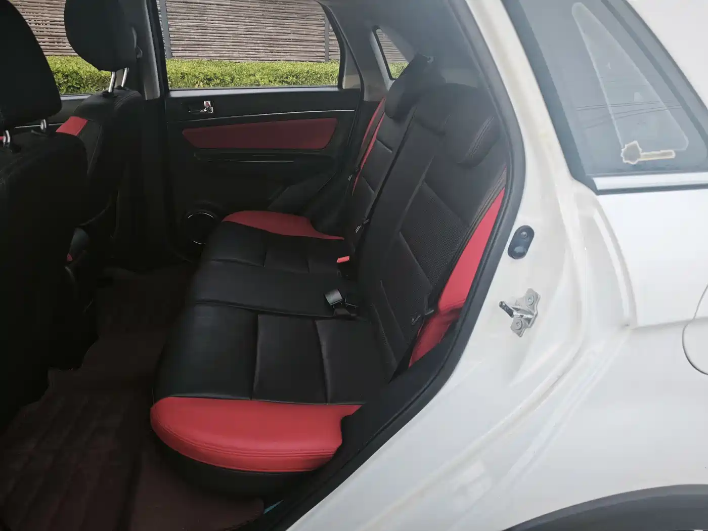 BAIC NEW ENERGY EX
