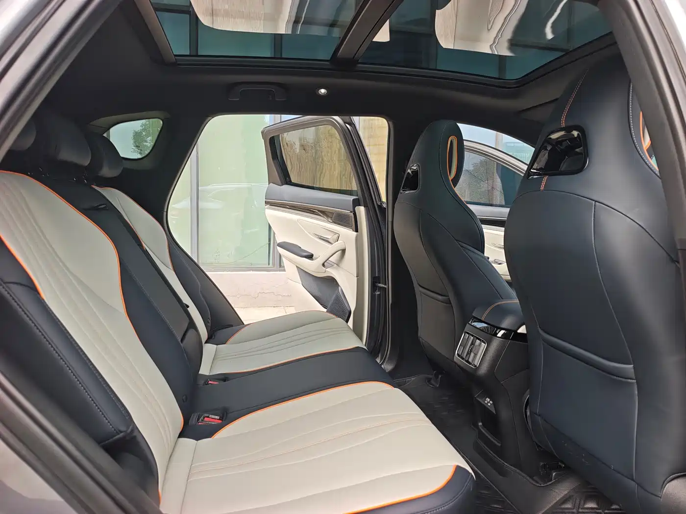 BYD Song PLUS PHEV 2023 Champion Edition EV 520KM Premium фото 9