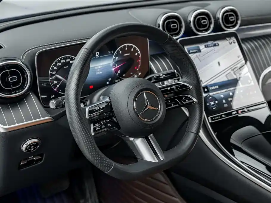 Mercedes-Benz GLC 2023 GLC 260 L 4MATIC Luxury 7-Seater фото 18
