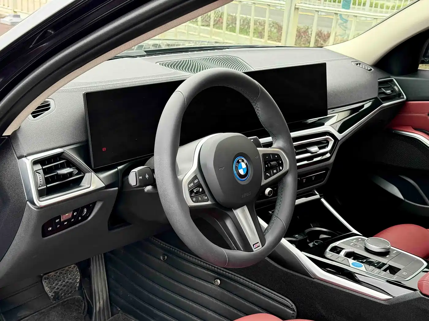 BMW i3 2024 eDrive 35 L фото 13
