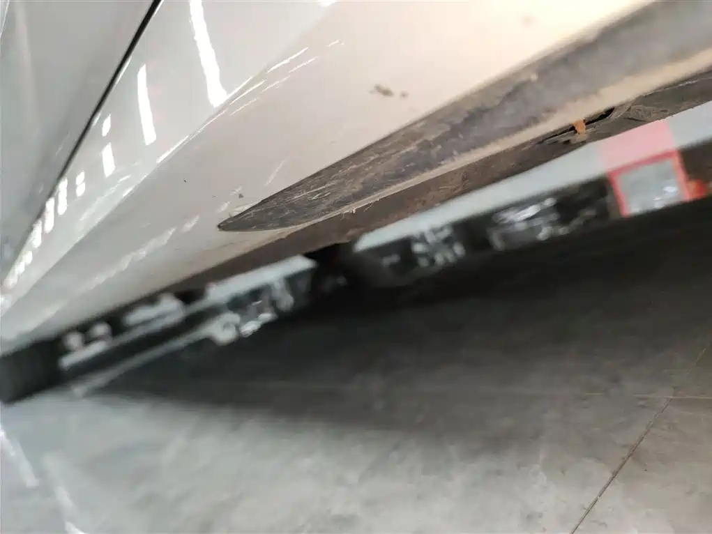 BMW 3 Series 2023 325Li M Sport Package фото 21