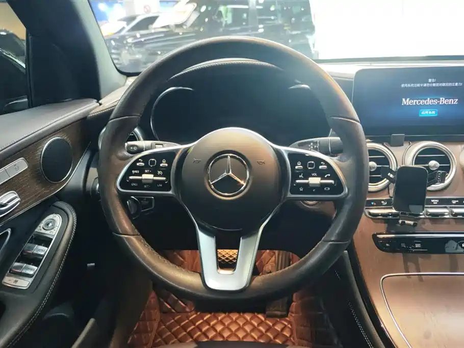 Mercedes-Benz GLC 2022 Facelift II GLC 260 L 4MATIC Luxury фото 15