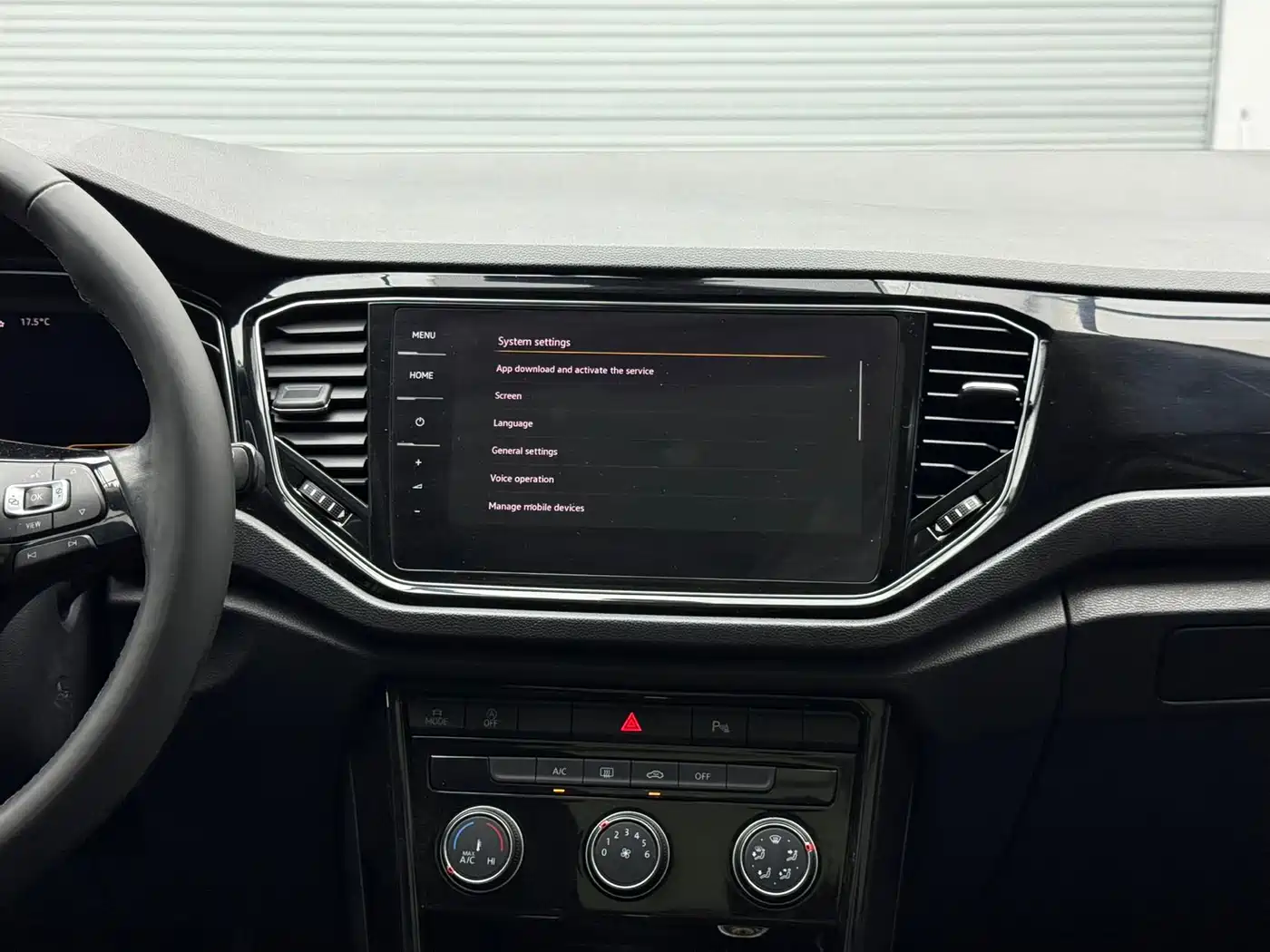 VOLKSWAGEN T ROC EXPLORING SONGS