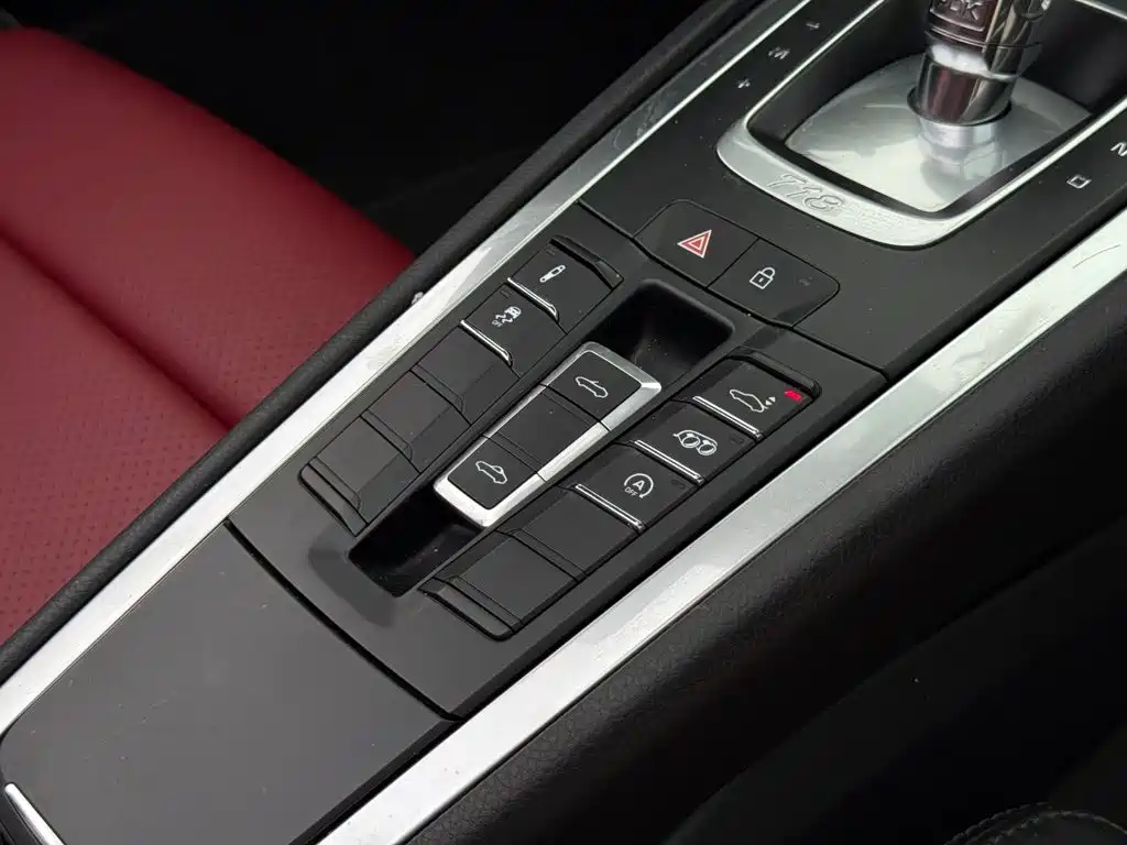 Фото 36 - Porsche 718