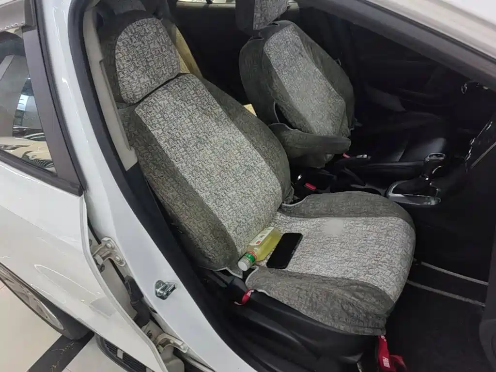 Buick Encore 2014 2014 1.4T Automatic 2WD Urban Elite