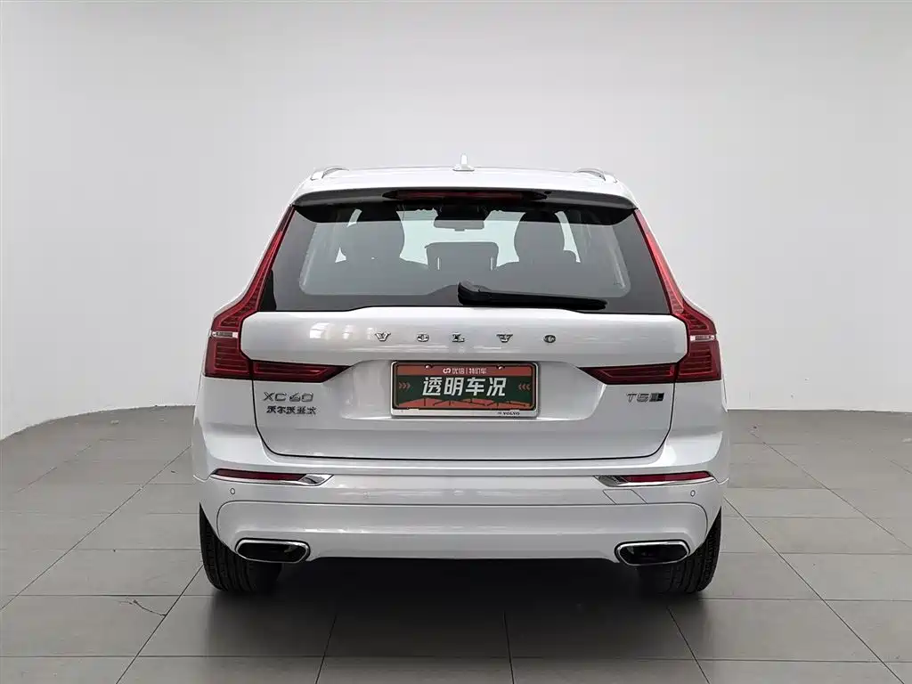 Volvo XC60 2020 T5 4WD Intelligent Comfort Luxury Edition фото 4