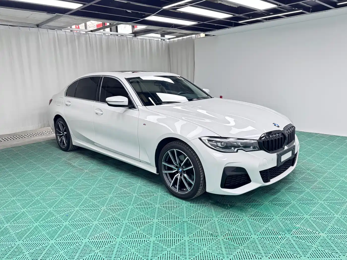 BMW 3 Series 2022 320Li M Sport Package фото 3