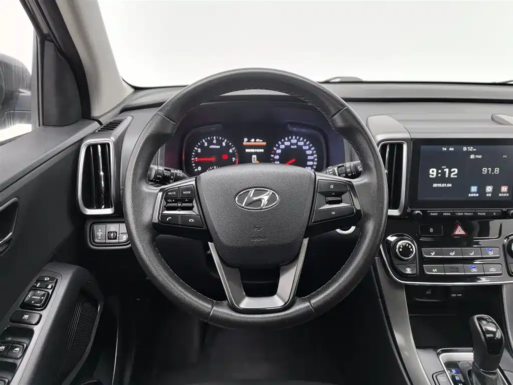 Hyundai Beijing Hyundai ix35 2020 2.0L Automatic 2WD Zhiyong·Changxiang Edition фото 11