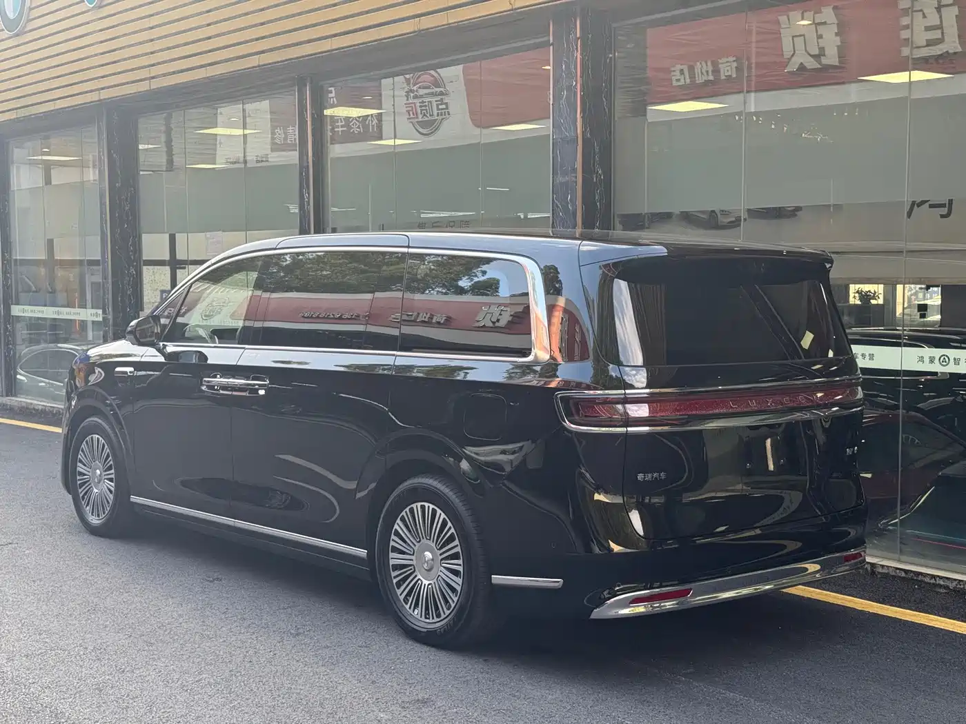 Zhijie Zunjie MPV 2026 2026 Model High-End Edition