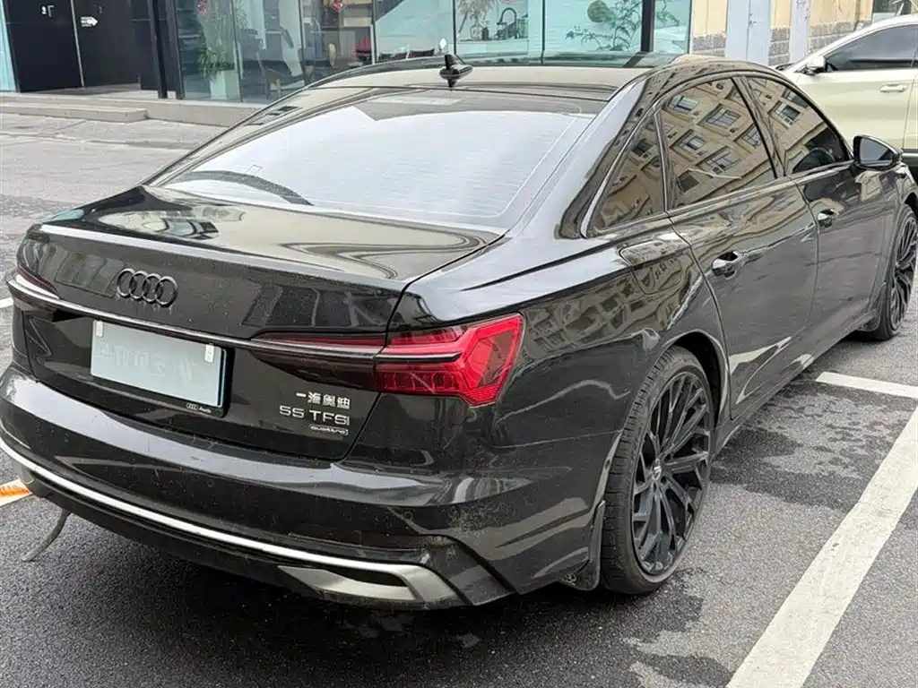 Audi A6L 2023 55 TFSI quattro Exclusive Elegance фото 8
