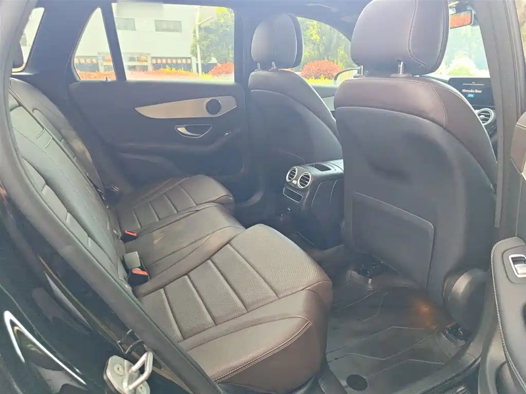 Mercedes-Benz GLC 2022 Facelift III GLC 260 L 4MATIC Dynamic фото 2