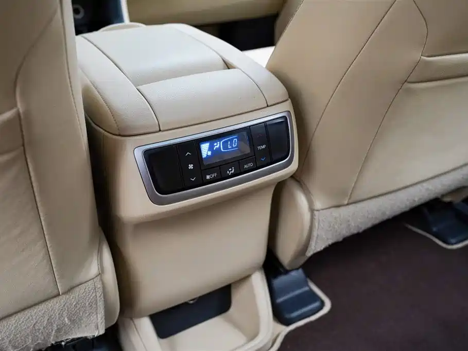 Toyota Highlander 2017 2.0T 4WD Ultimate 7-Seater фото 14
