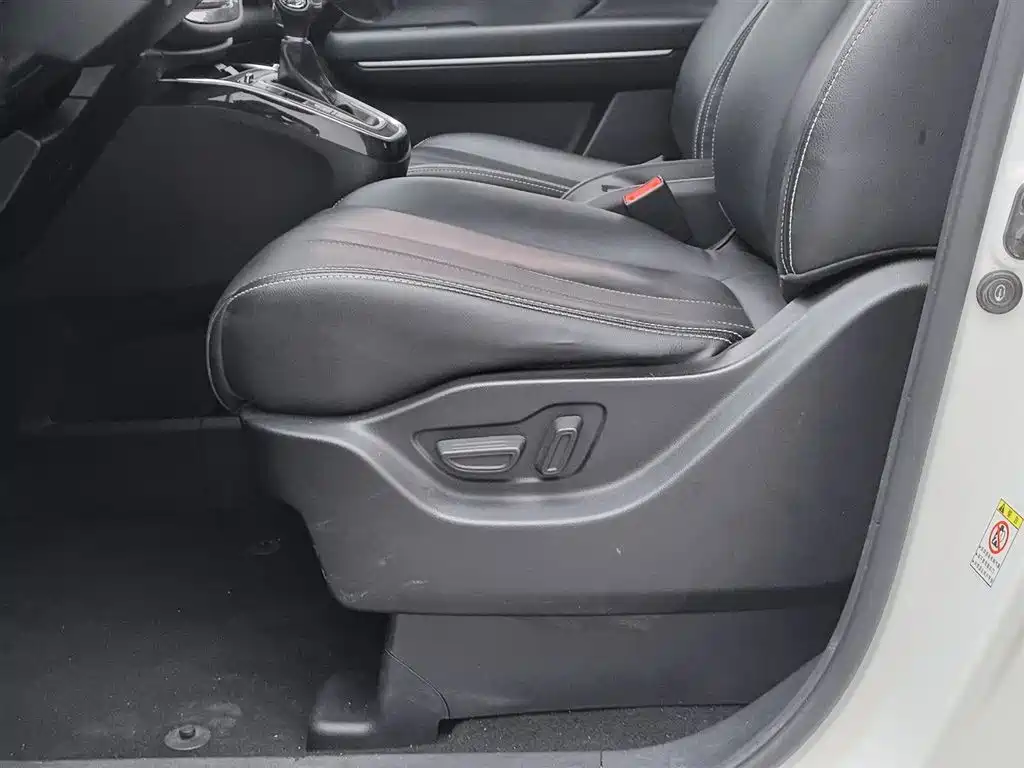 GAC Trumpchi Trumpchi M6 2021 270T DCT Premium Edition (7-seater) фото 20