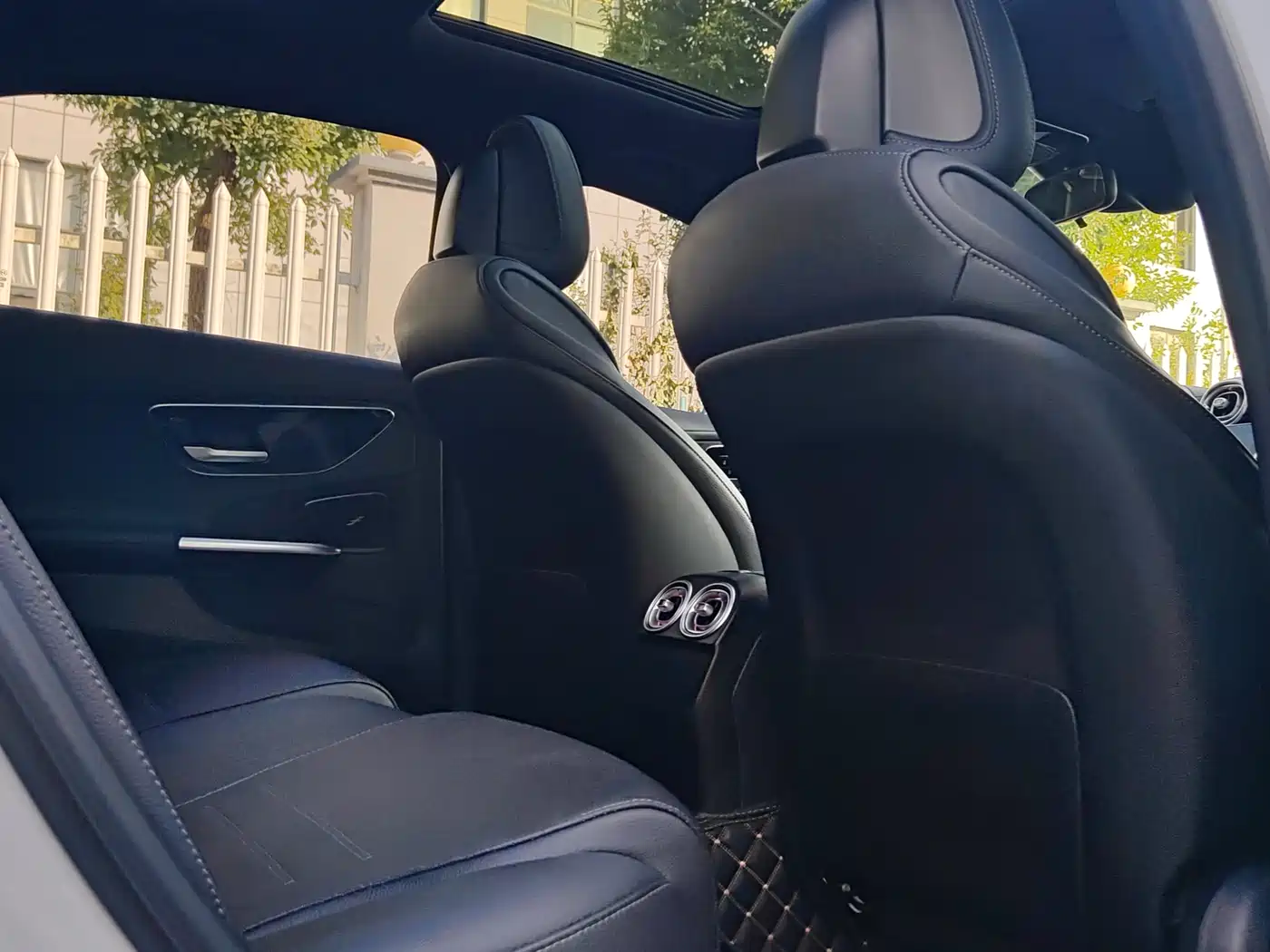 Mercedes-Benz C-Class 2023 C 260 L Sport фото 7