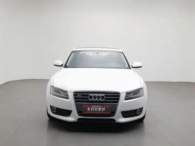 Audi A5 (Import) 2010 2.0TFSI Coupe — фото 3