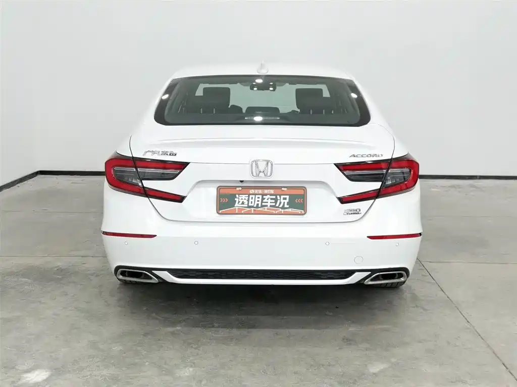 Honda Accord 2022 260TURBO Luxury Edition фото 4