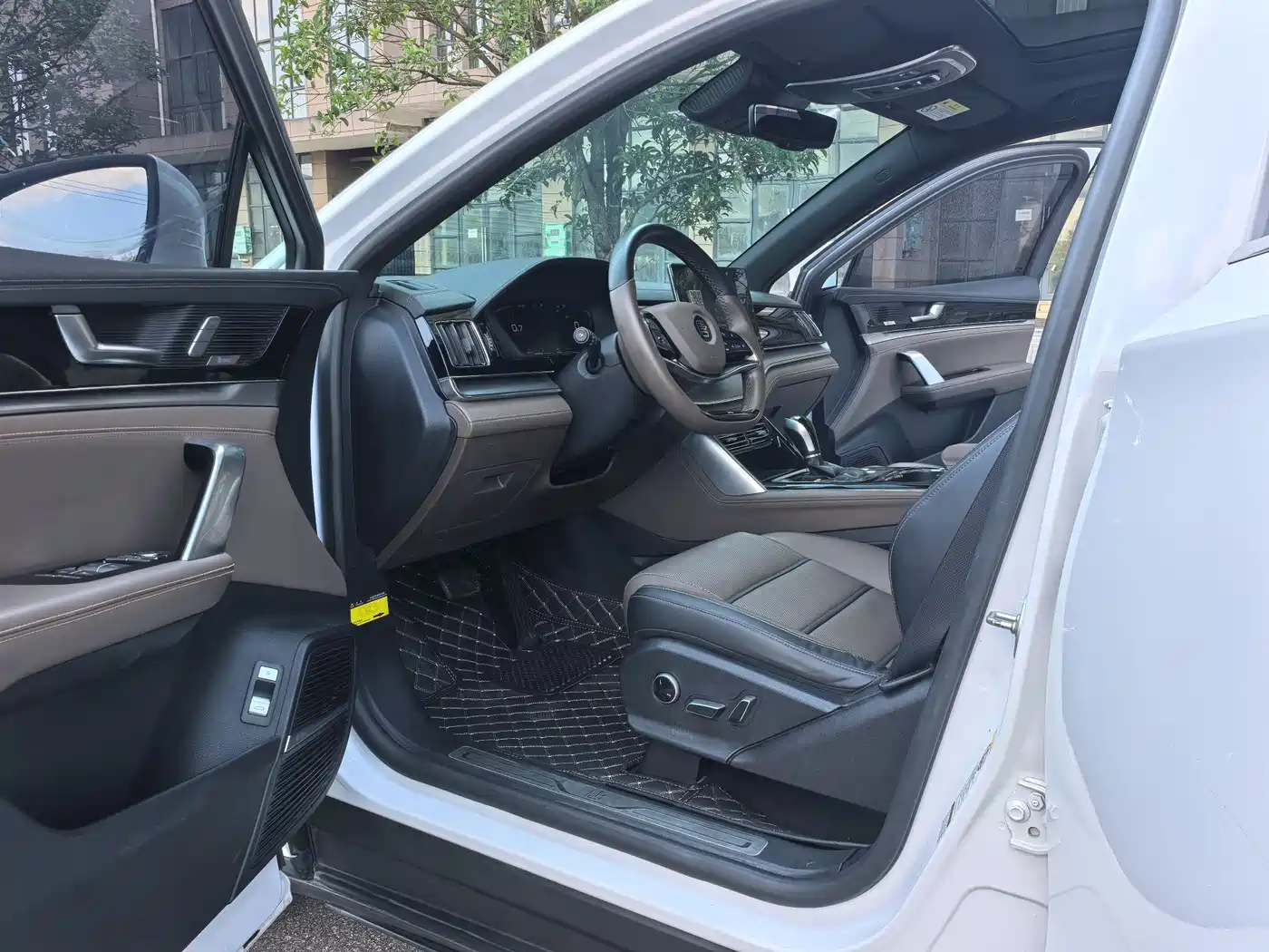 BYD TANG