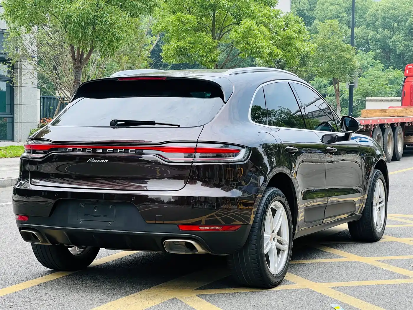 Porsche Macan 2018 Macan 2.0T фото 8