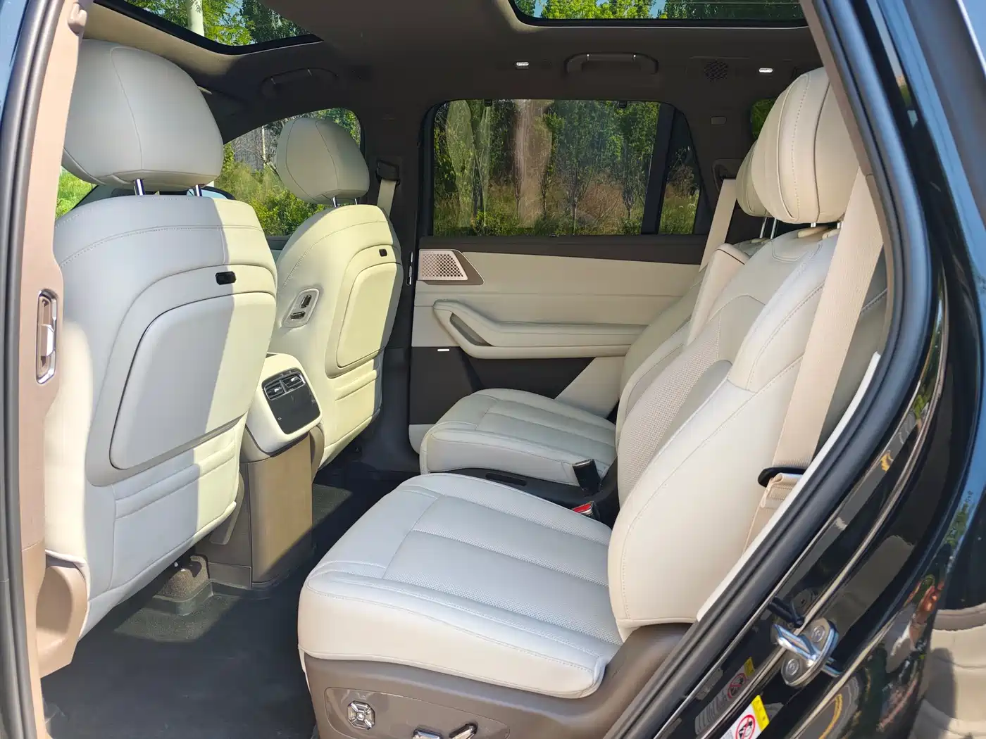 Denza N8L 2026 Model Prestige Edition фото 43