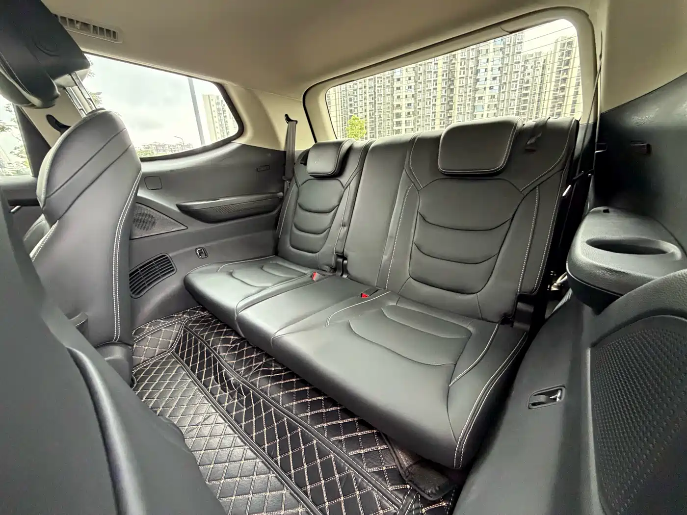 SAIC Maxus D90 2017 2.0T Automatic 4WD Sirius фото 14