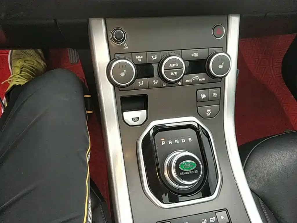 Land Rover Range Rover Evoque 2018 240PS PURE Trend фото 14
